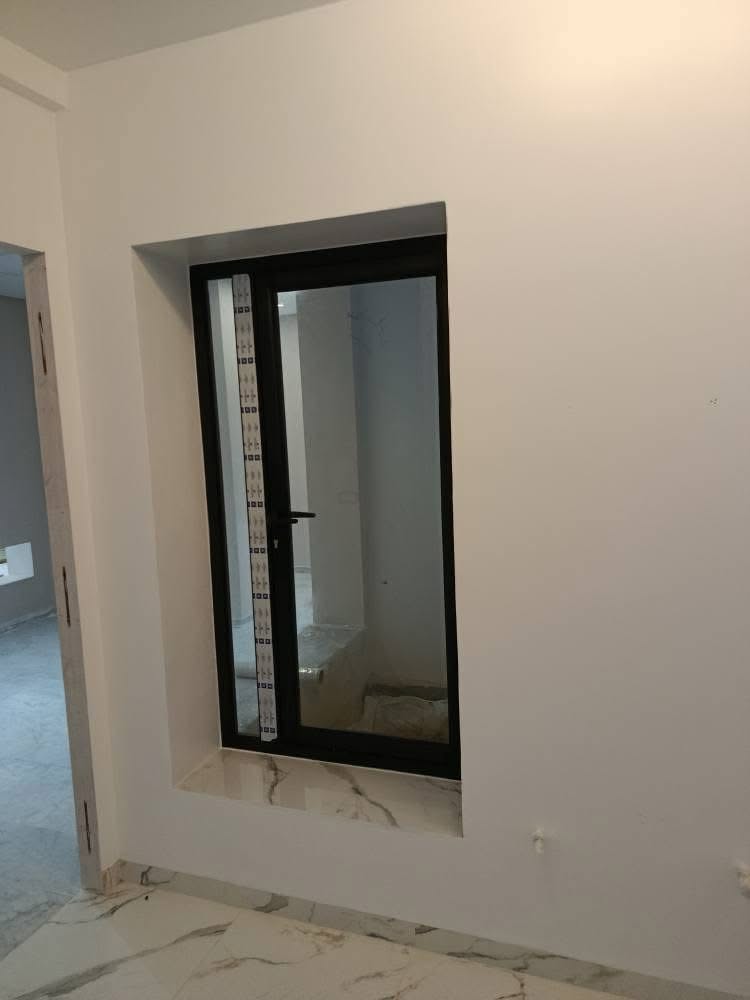Menuiserie battante aluminium